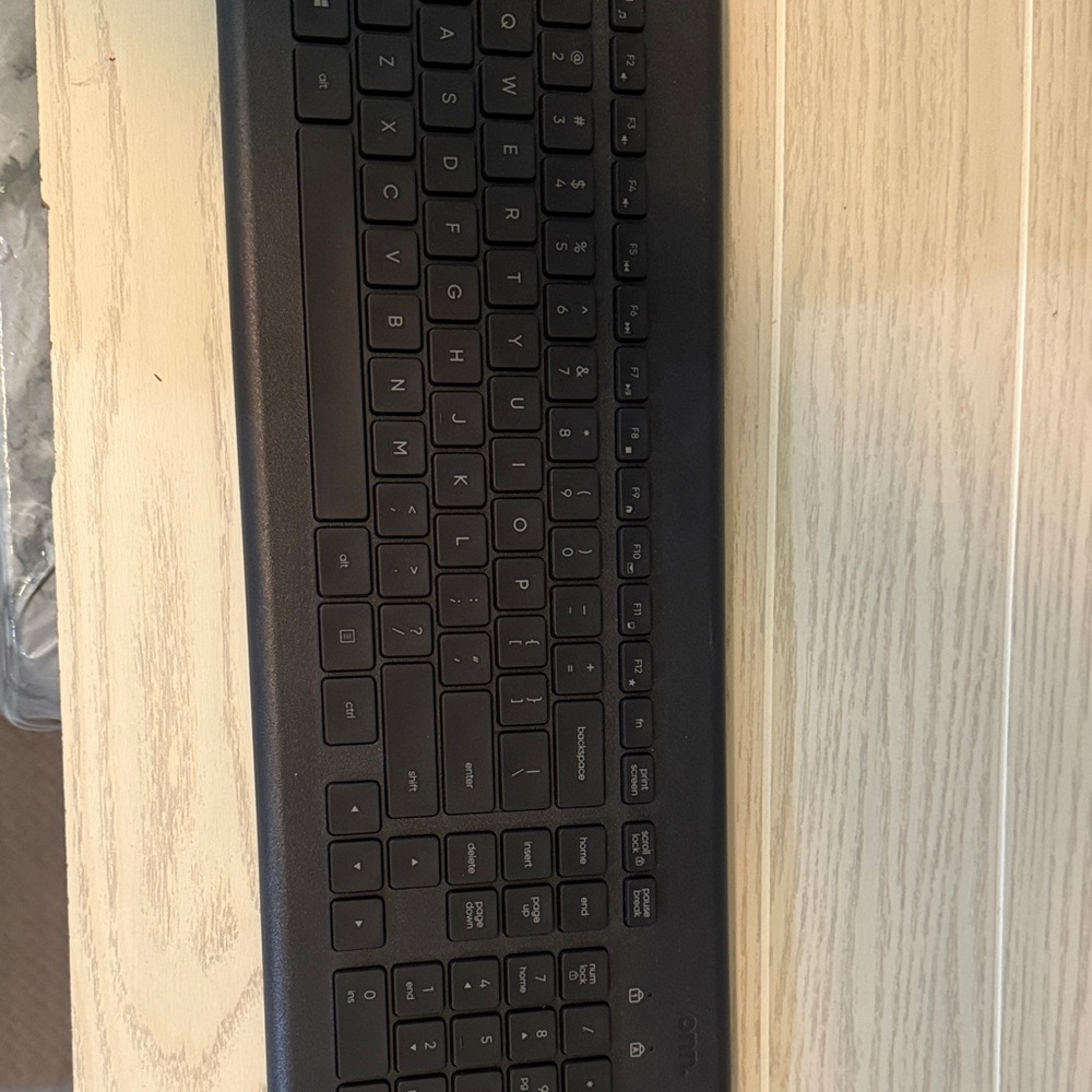 Dell Wireless Keyboard in Black